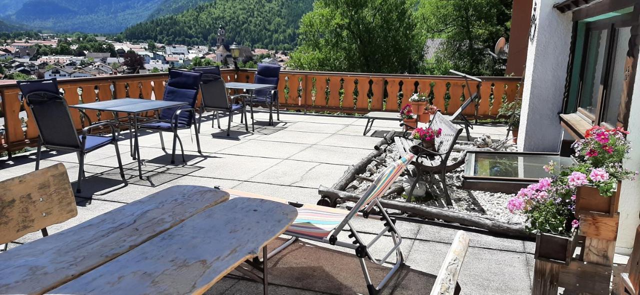 Alpenappartements Schwalbennestl Mittenwald Exterior photo