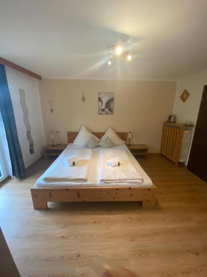 Alpenappartements Schwalbennestl Mittenwald Exterior photo