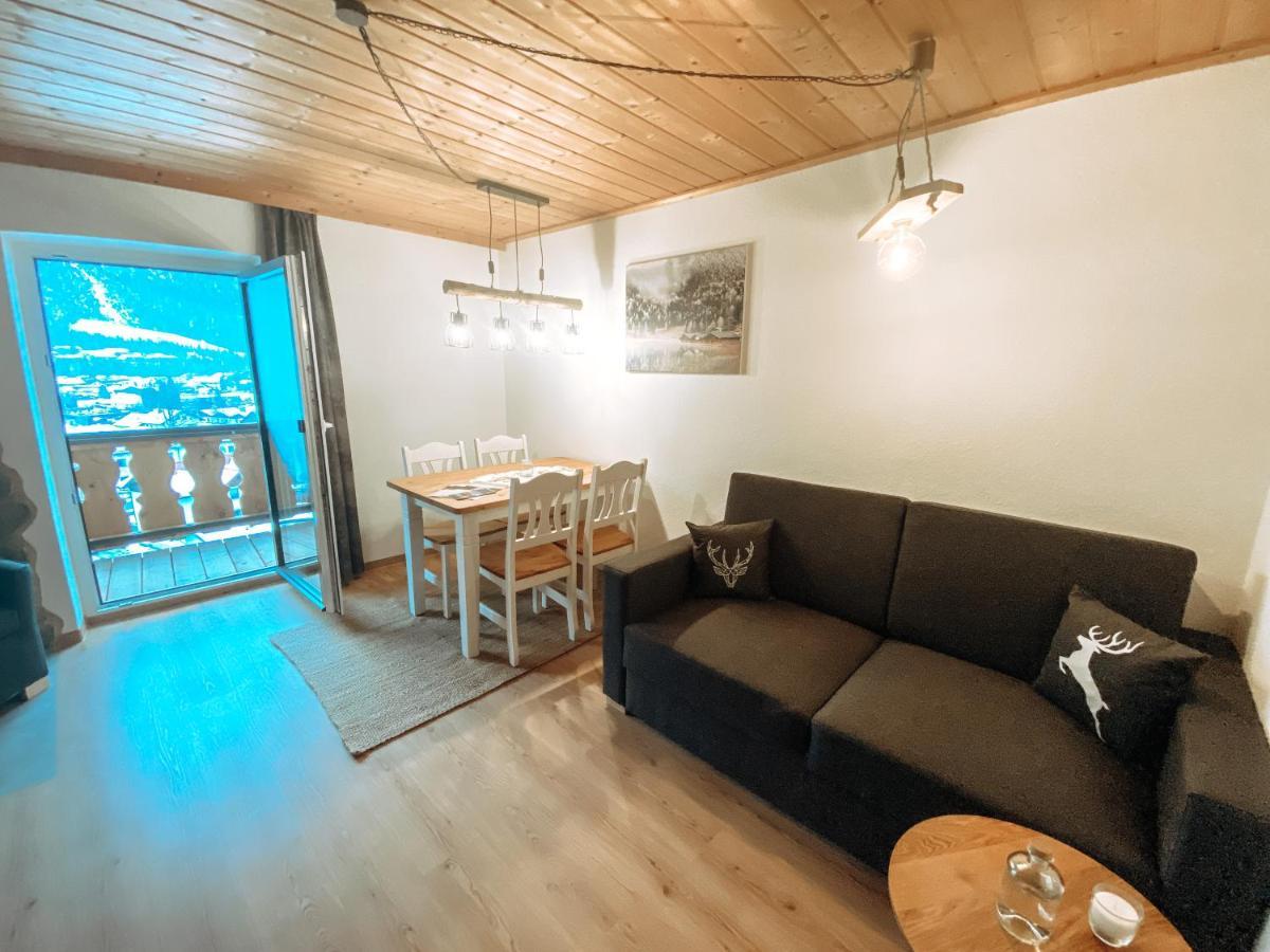 Alpenappartements Schwalbennestl Mittenwald Exterior photo
