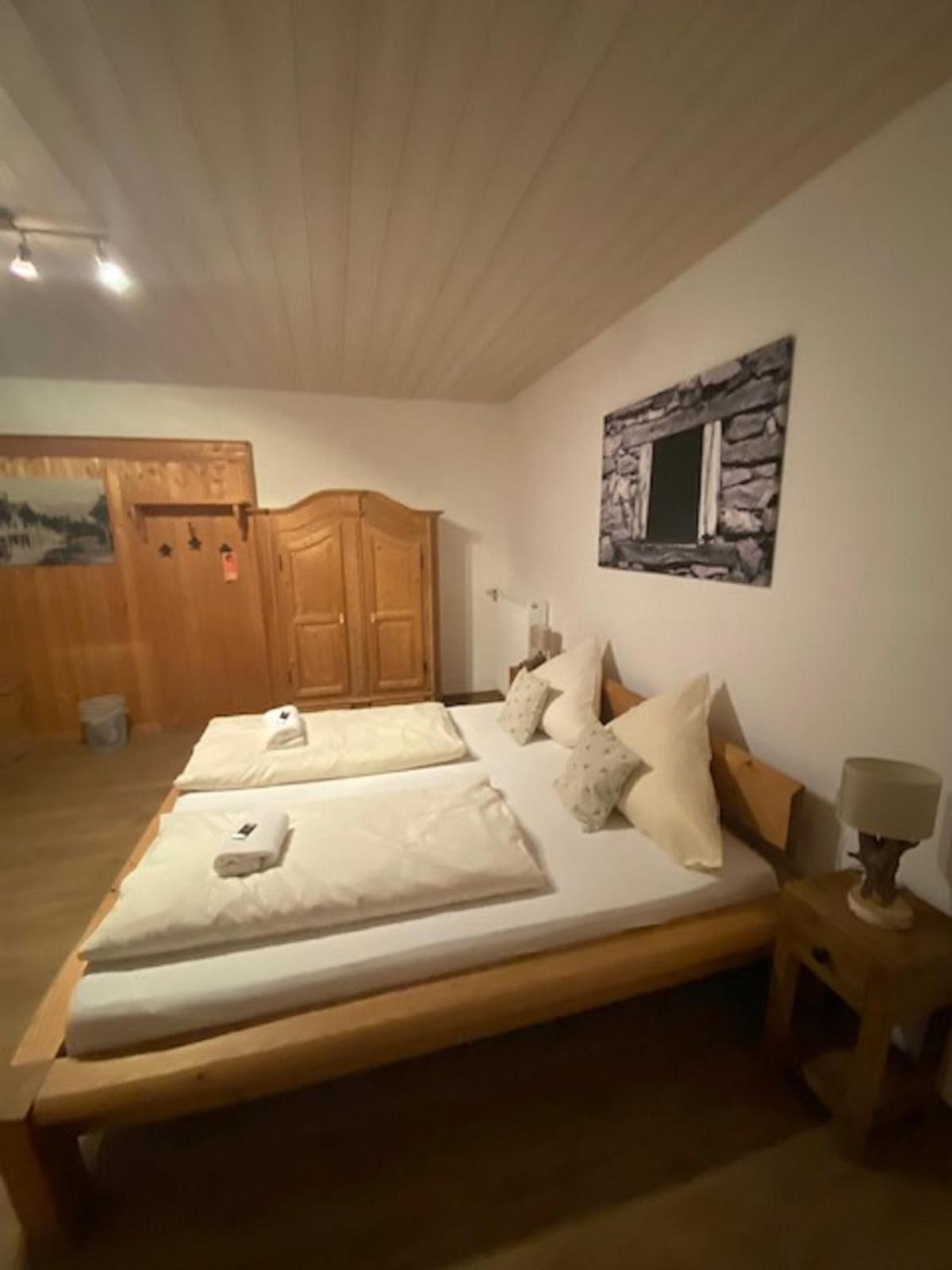 Alpenappartements Schwalbennestl Mittenwald Exterior photo