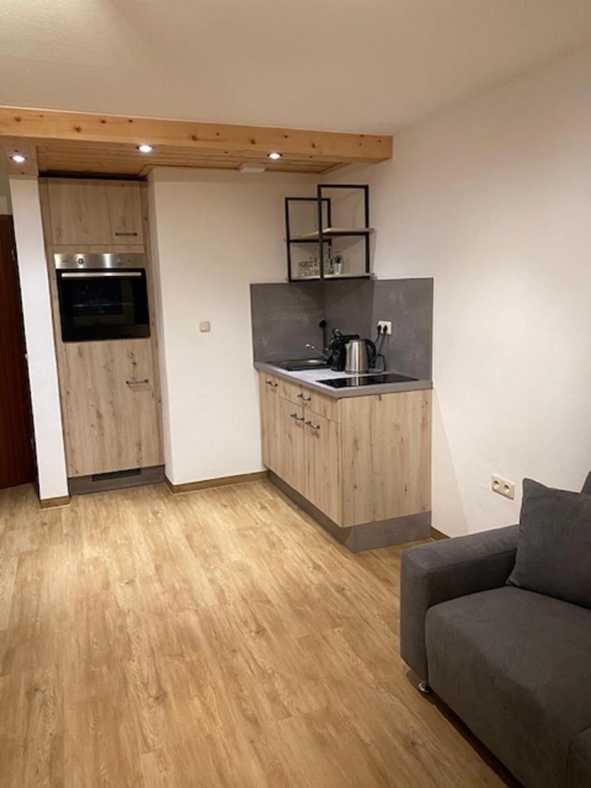 Alpenappartements Schwalbennestl Mittenwald Exterior photo