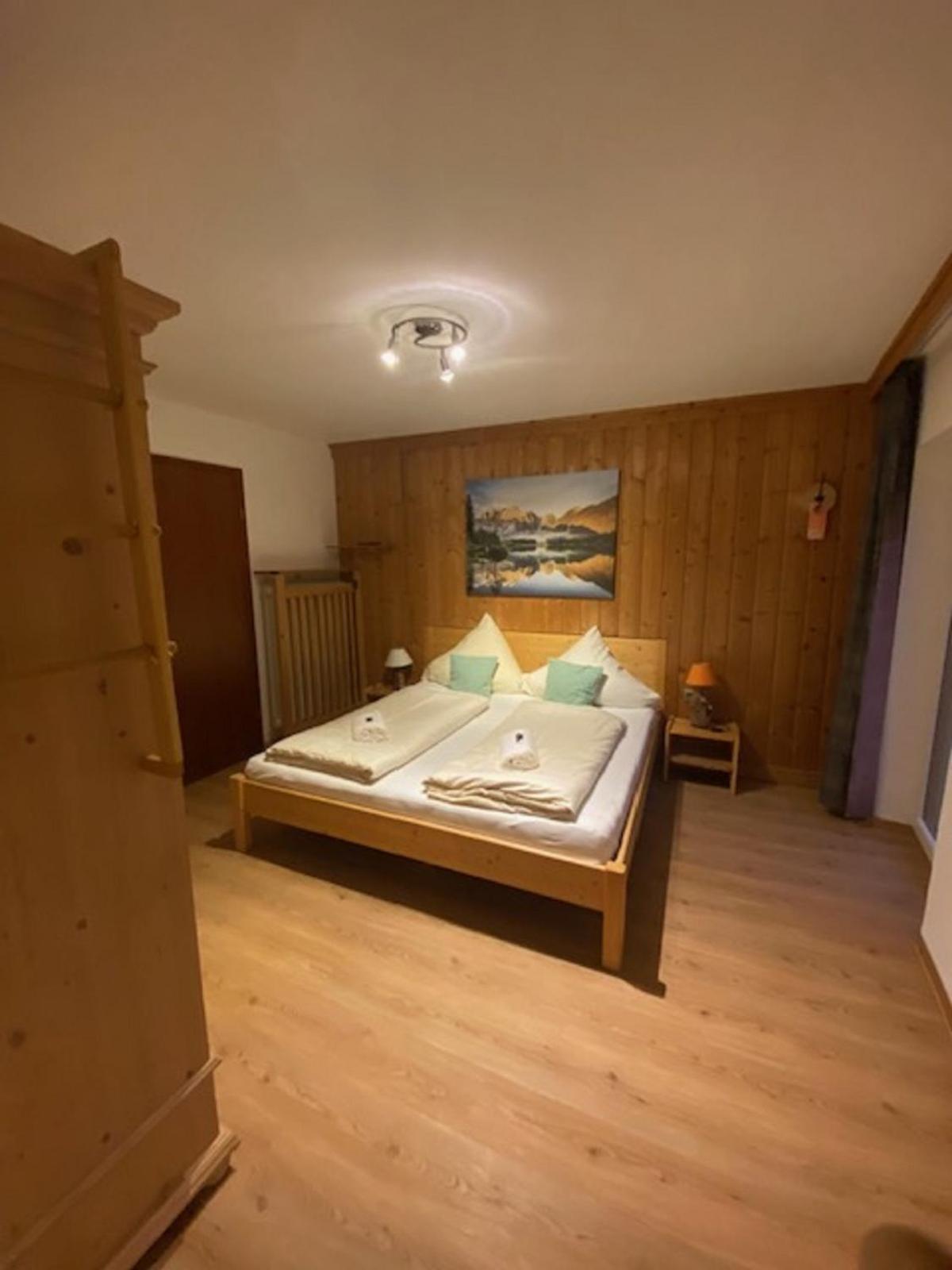 Alpenappartements Schwalbennestl Mittenwald Exterior photo